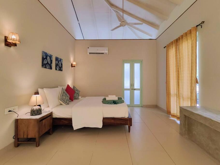 Barcelona Villas At Love Story Siolim- 3Bhk Private Pool Villas Exteriér fotografie